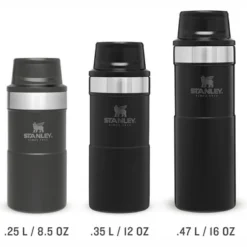Tasse Isotherme Stanley The Trigger Action Travel Mug Mat Black Pebble 0.35L -Meilleur Camping Magasin 5 1200x1098 1
