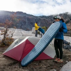 Matelas De Couchage Thermarest NeoAir UberLite Orion Regular Wide 14 Matelas De Couchage Thermarest NeoAir UberLite Orion Regular Wide -Meilleur Camping Magasin 6 13248 thermarest neoair uberlite scottrickenberger 123121 328129