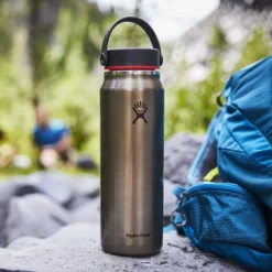 Bouteille Isotherme Hydro Flask Lightweight Wide Flex Cap Celestine 946 Ml -Meilleur Camping Magasin hydro flask 32oz lightweight obsidian lifestyle 2